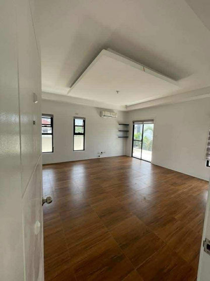 Furnised Modern House with pool