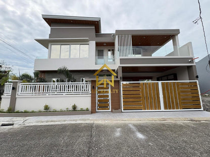 Furnised Modern Home