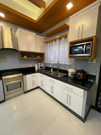 Furnised Moder House