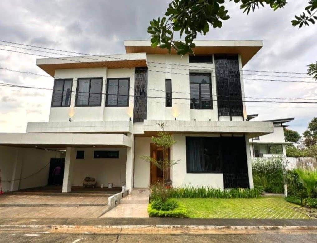 Furnised Modern Home