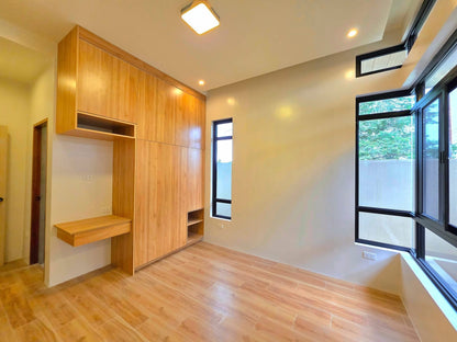 High Ceiling Bungalow