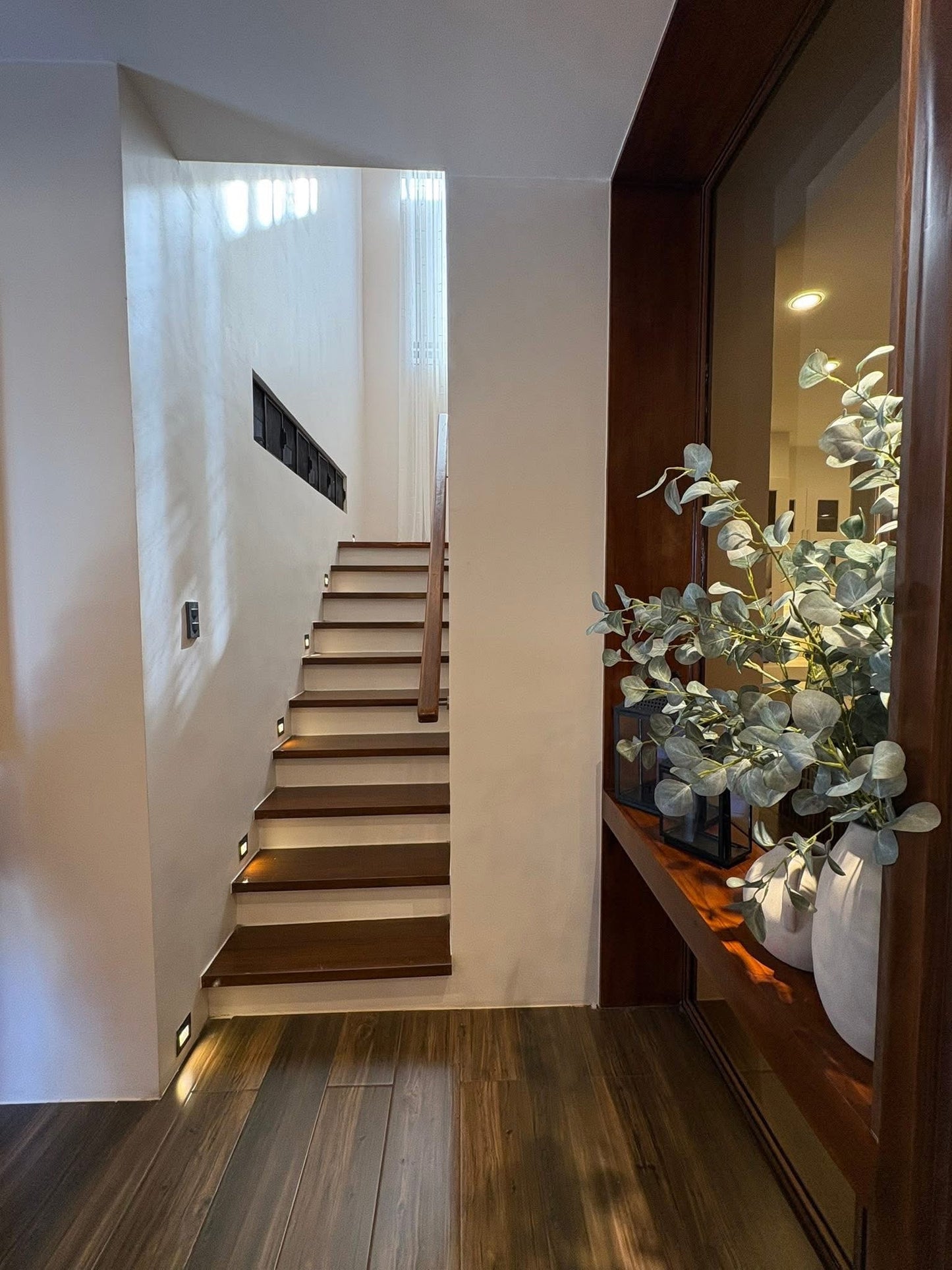 Furnished Modern Elegant Home