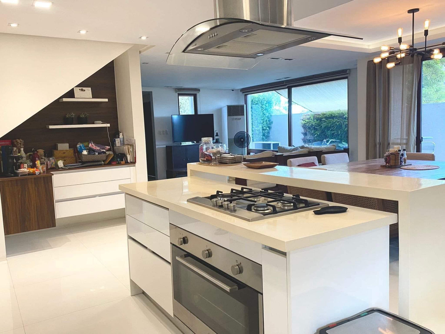 Three Storey Marquee Place