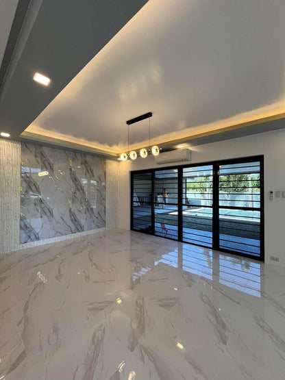 Spacious Modern Home