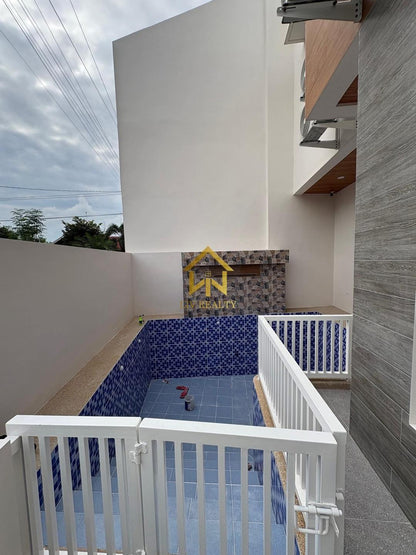 Furnised Modern Home