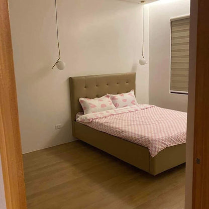 Spacious Modern home with Pool