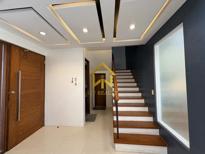 Pre owned Furnised Modern Home