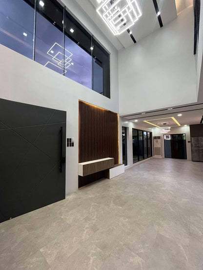 Elegant Modern House