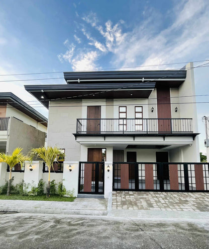 Modern Home with Pool