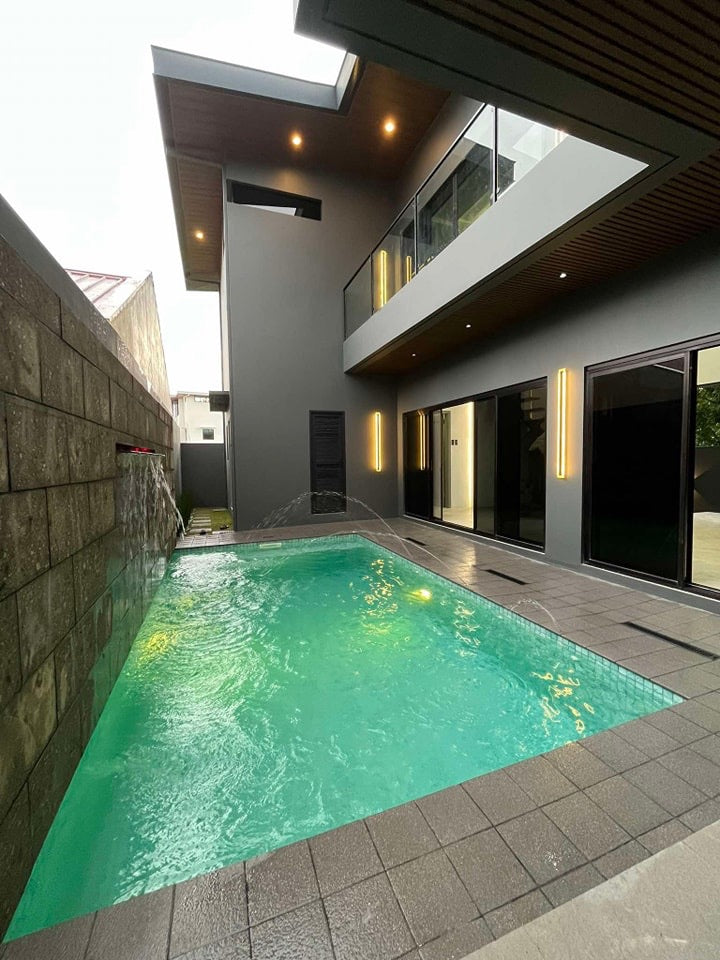 Elegant Modern House