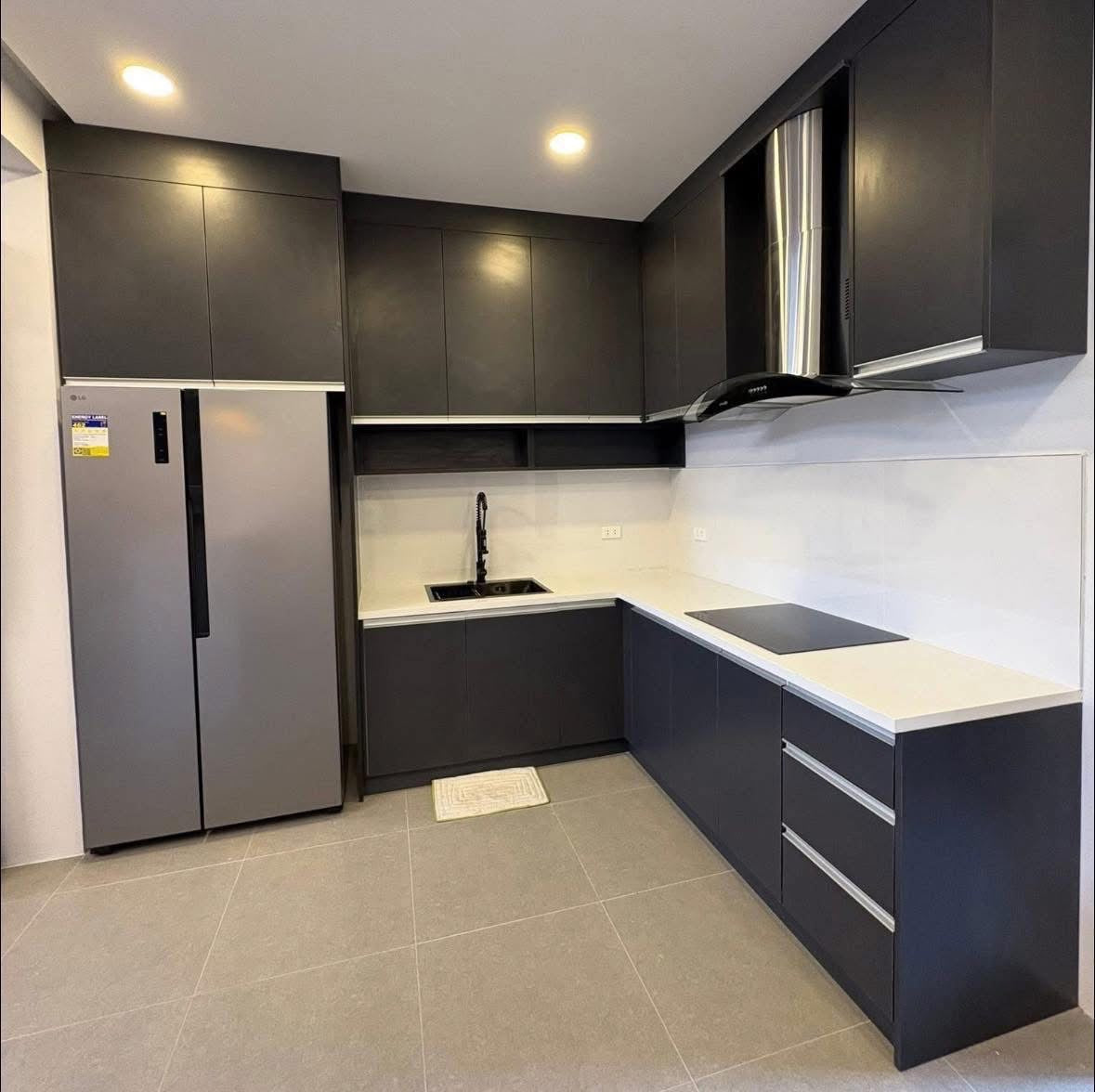 Bungalo House With Pool