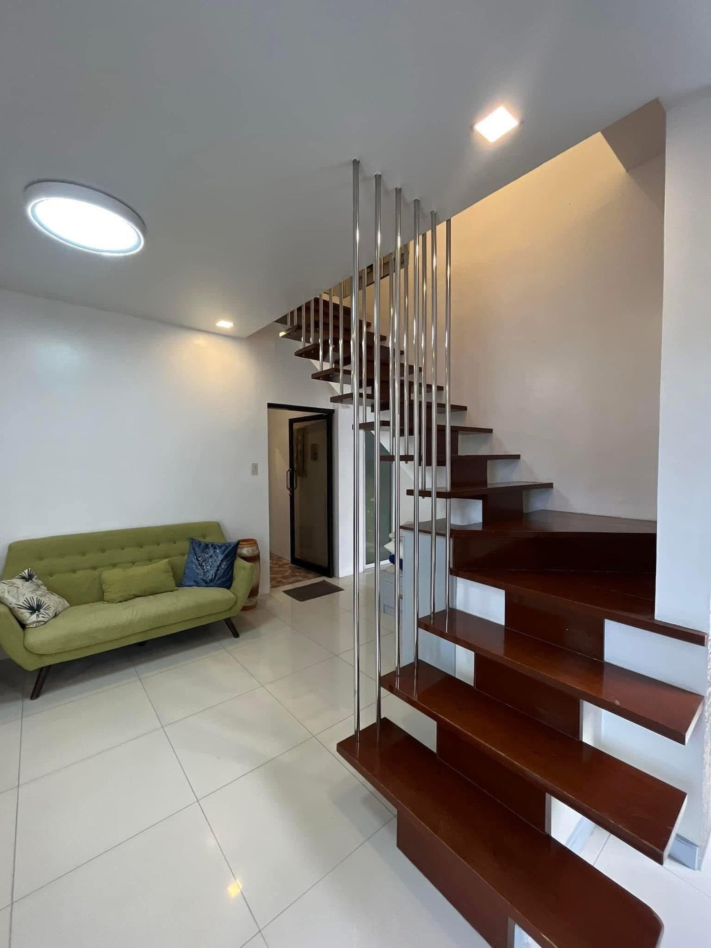 Furnished House With Pool