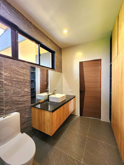 Furnished Modern Home