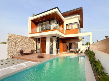 Modern Villa Home
