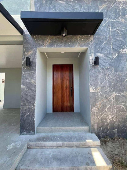 Spacious Modern Home