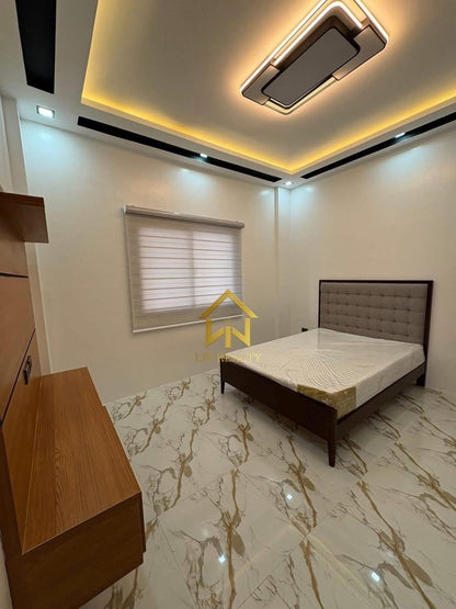 Modern Elegant home with pool