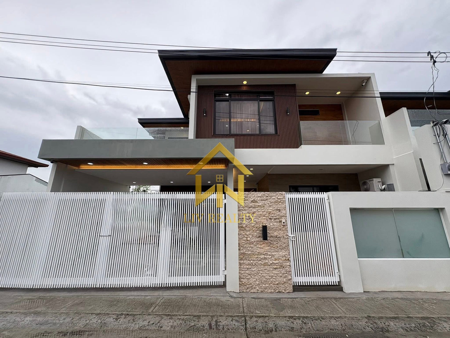 Modern Contemporary House