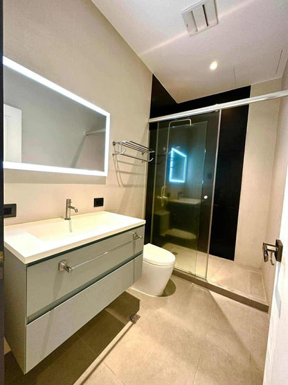 Huge House With Pool