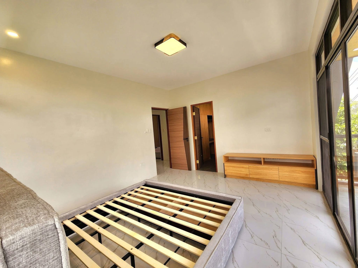 Furnished Modern Home