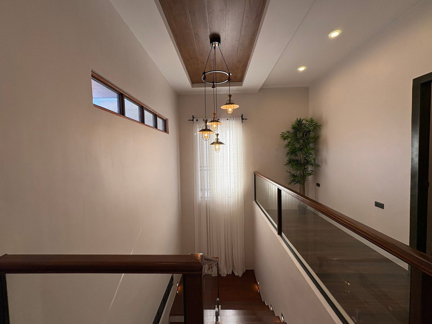 Furnished Modern Elegant Home