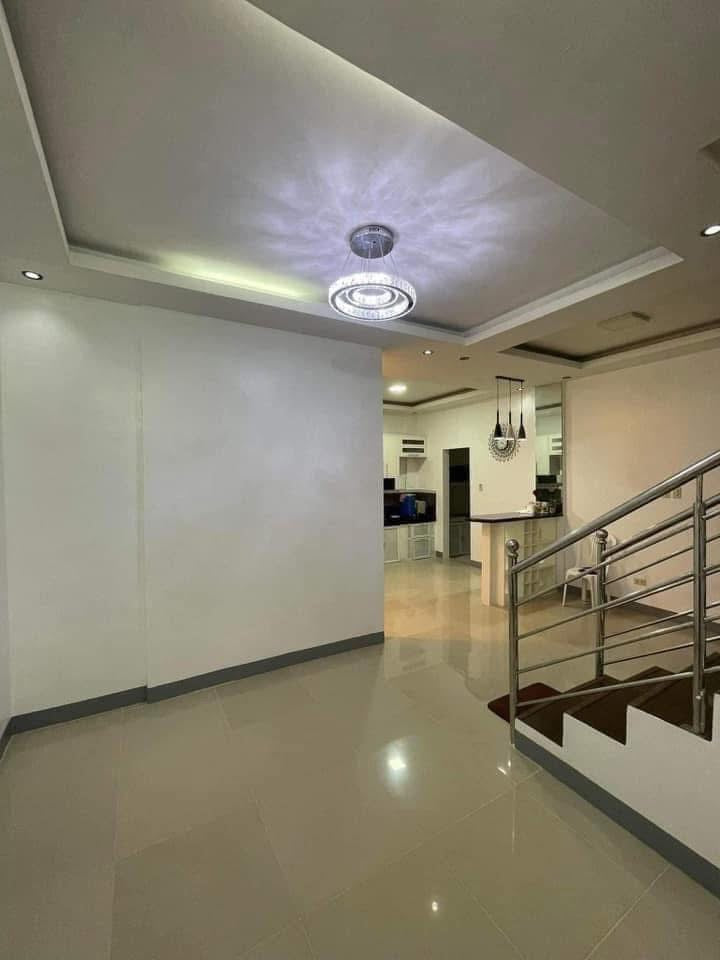 Modern Contemporary Home