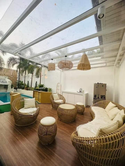 Villa house with pool