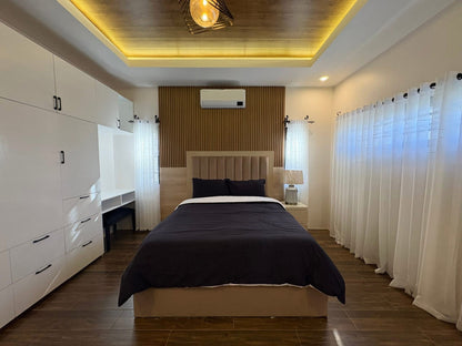 Furnished Modern Elegant Home