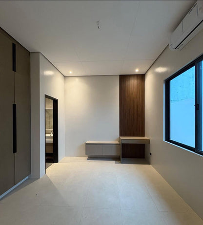 Modern Minimalist Home For Sale