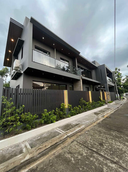 Elegant Modern House