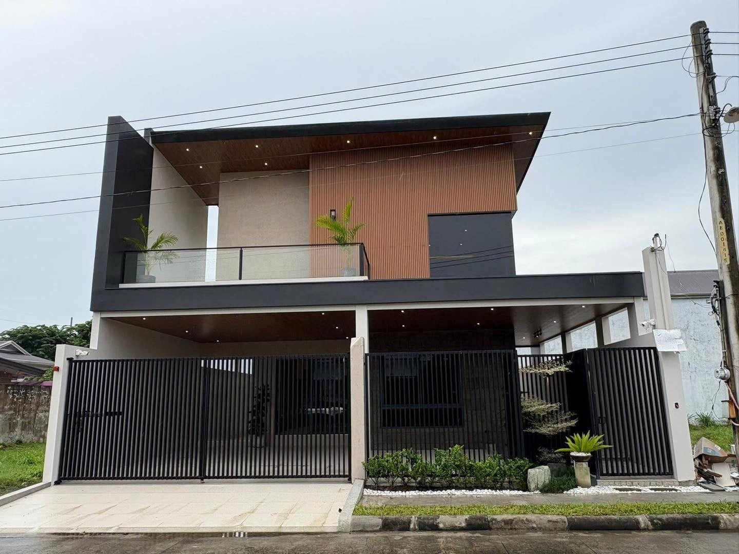 Modern Minimalist Home For Sale