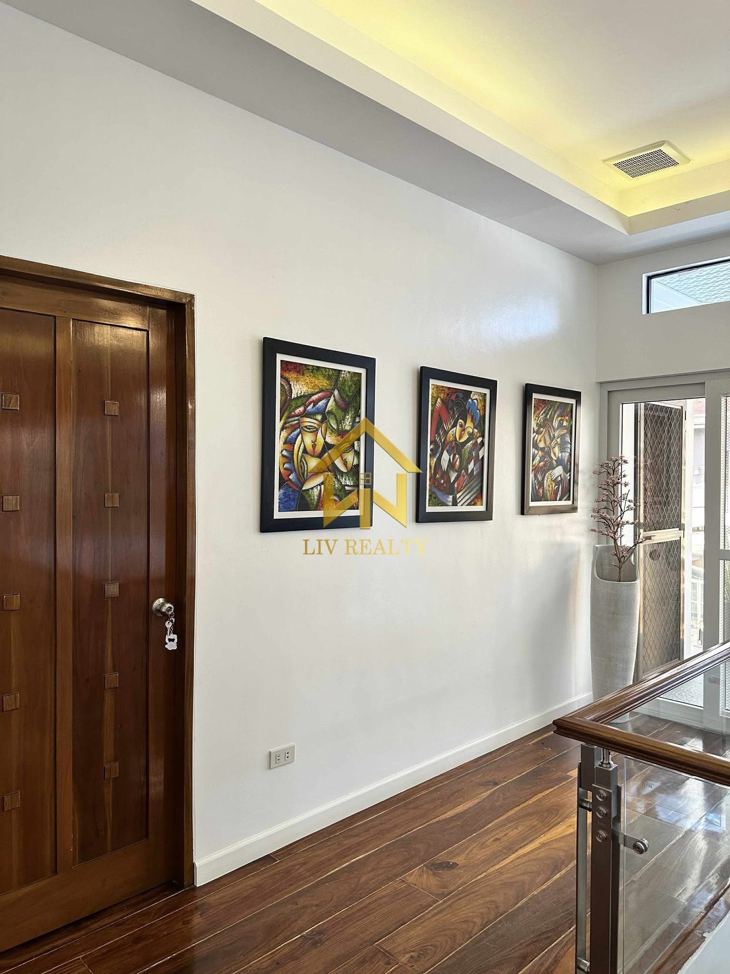 Furnised Modern Home