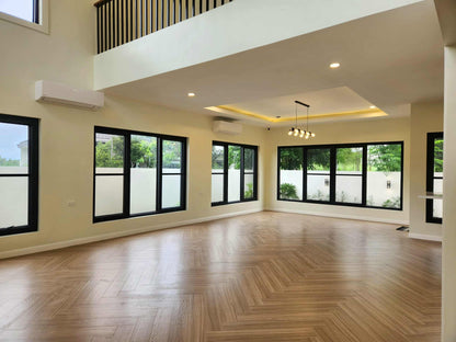 Elegant Modern Home with Pool