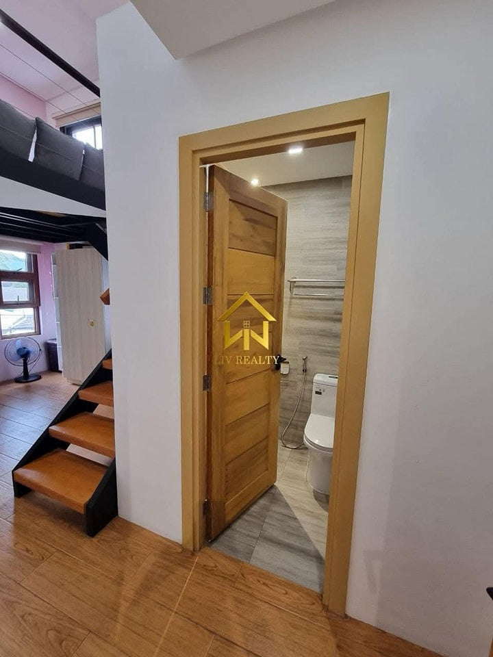 Unique Modern Elegant Home