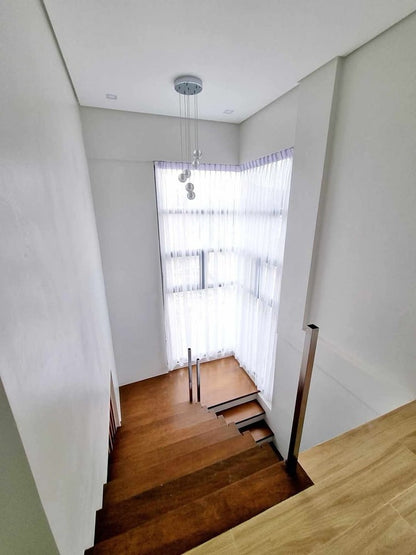 Furnised Modern Home with pool