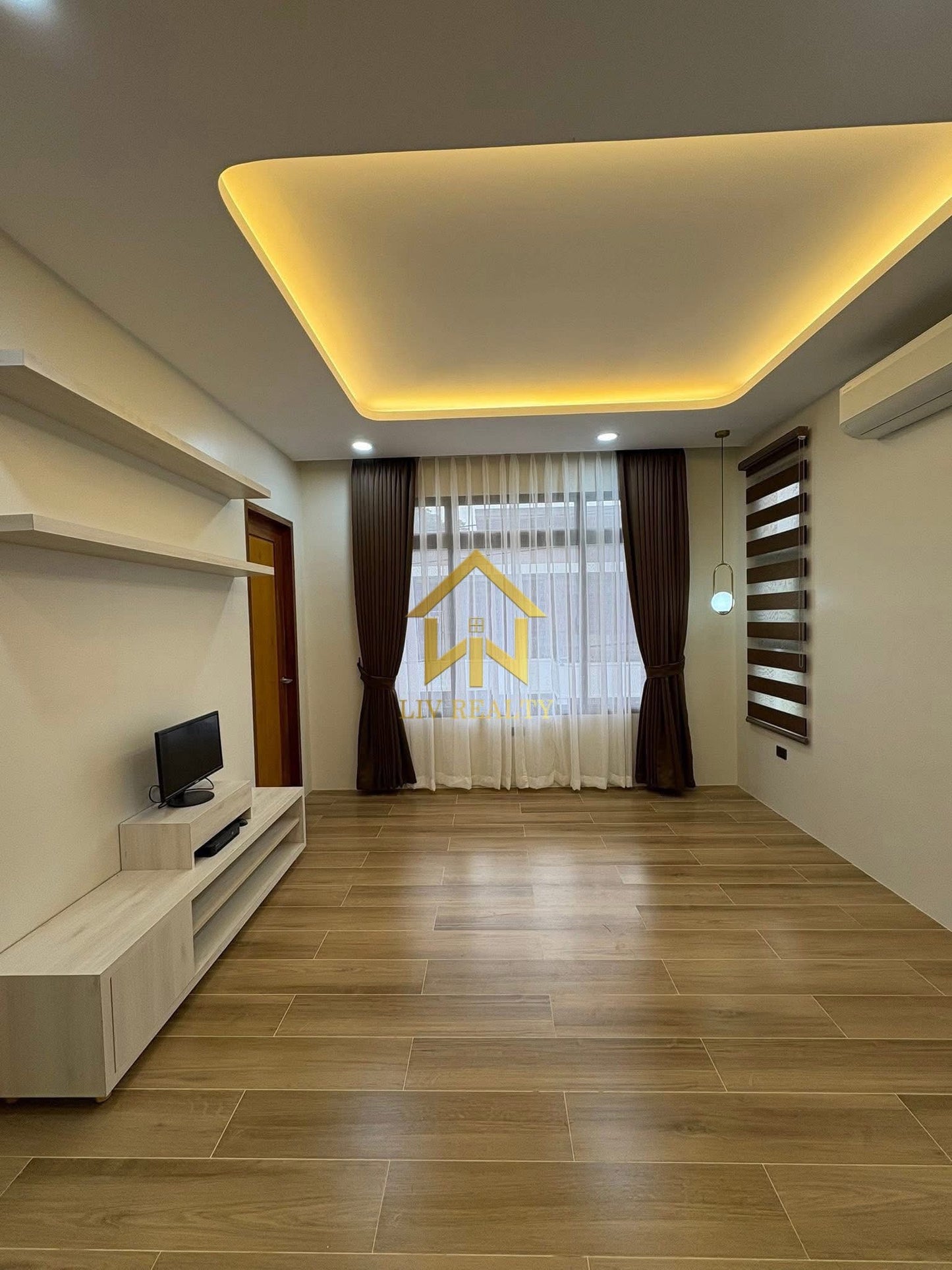 Modern Contemporary House