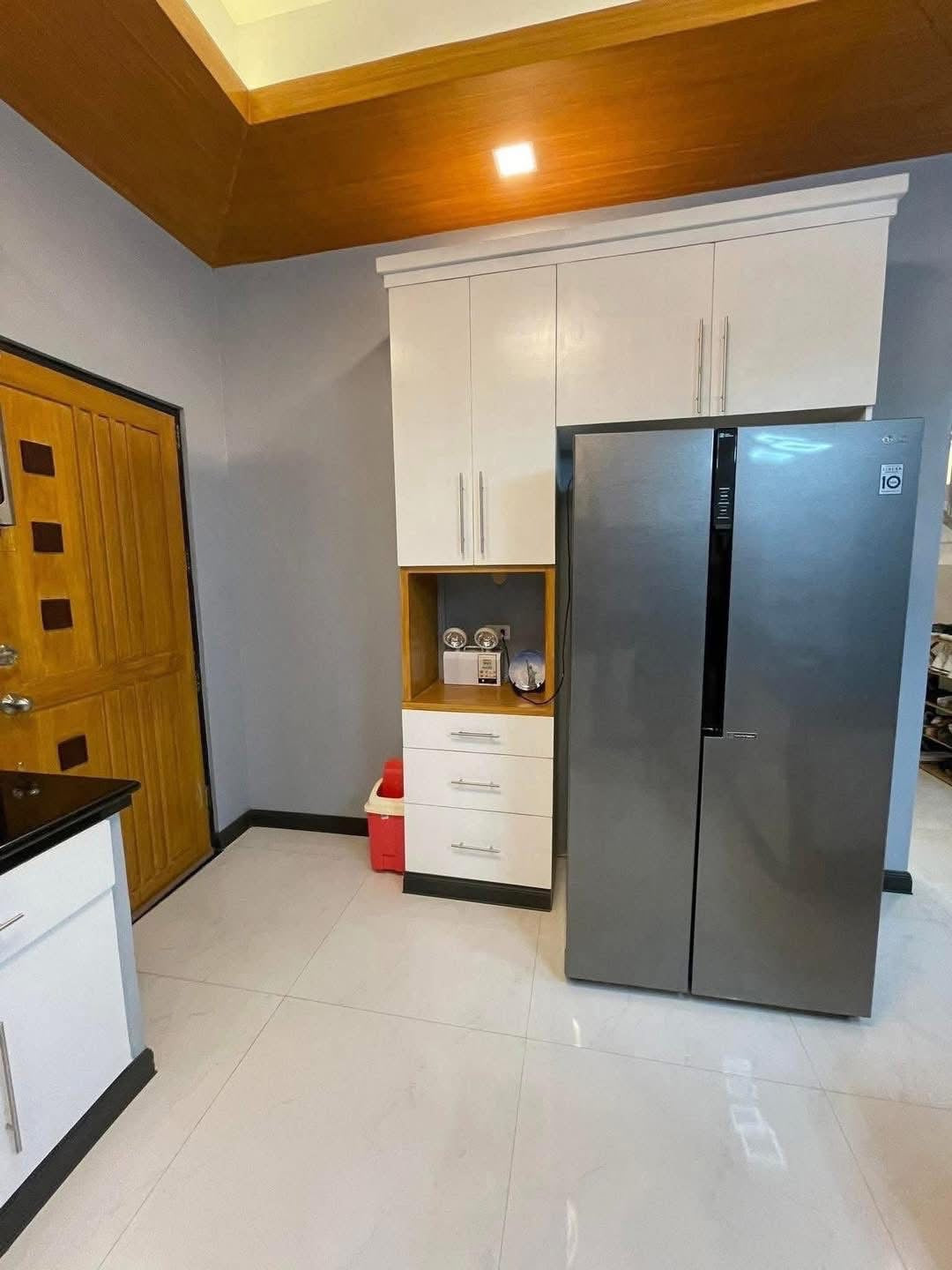 Furnised Moder House