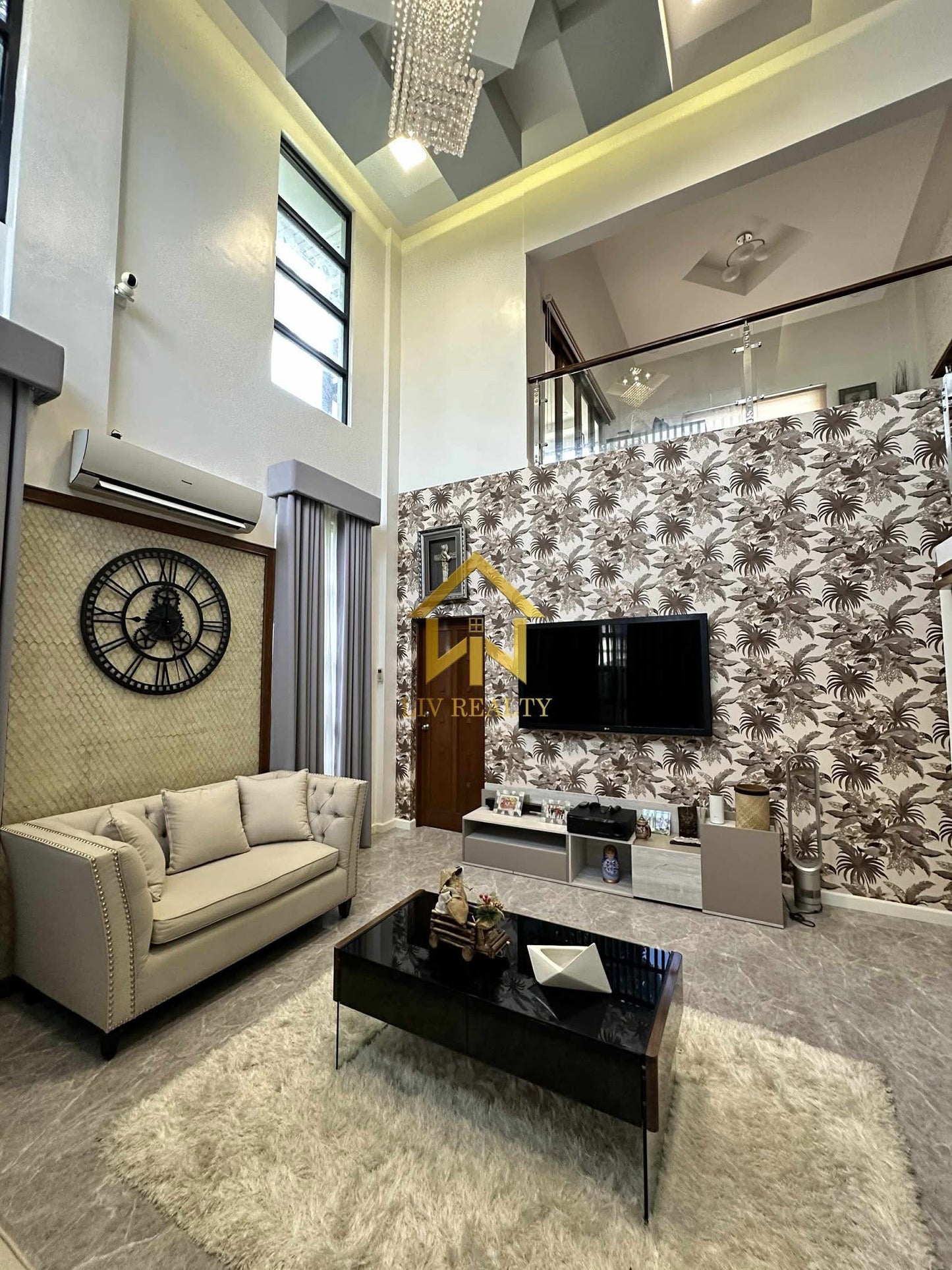 Furnised Modern Home