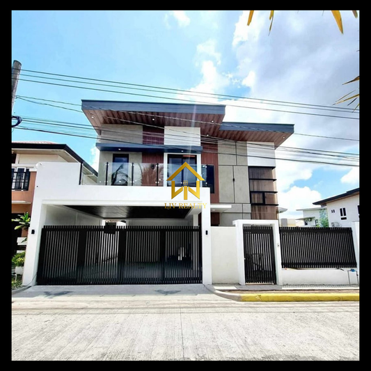 Furnised Modern Home with pool