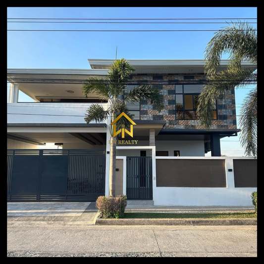 𝐄𝐋𝐄𝐆𝐀𝐍𝐓 𝐋𝐔𝐗𝐔𝐑𝐈𝐎𝐔𝐒 𝐇𝐎𝐌𝐄 𝐖𝐈𝐓𝐇 𝐏𝐎𝐎𝐋 𝐅𝐎𝐑 𝐒𝐀𝐋𝐄