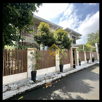 Furnised Modern Home