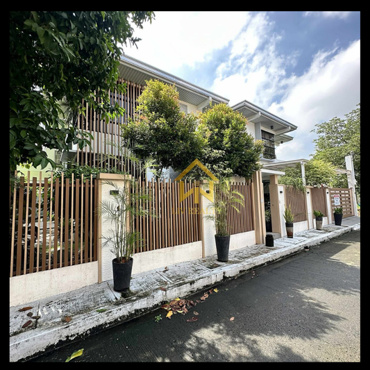 Furnised Modern Home