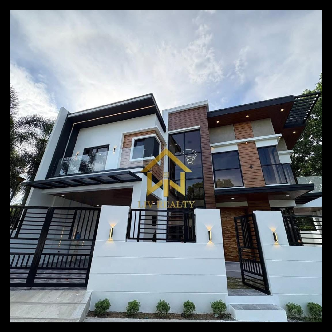 Modern Elegant home with pool