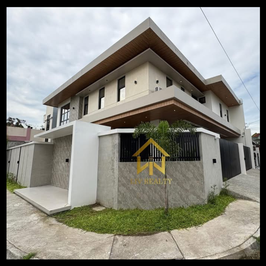 Modern Luxury Home with Generating income