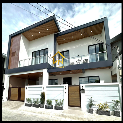 Smart And Solar-Powered Home w/ Pool