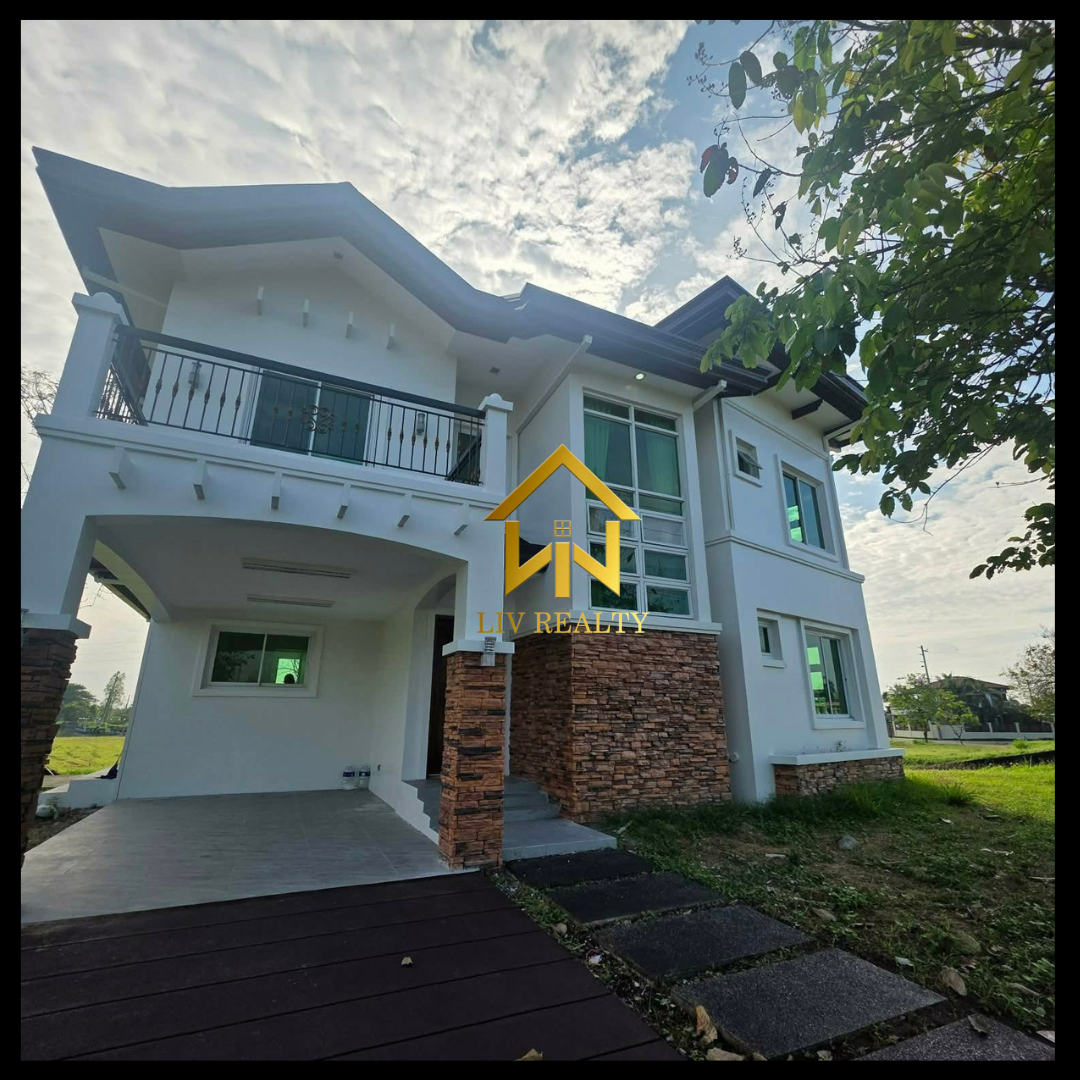 Corner Minimalist Home